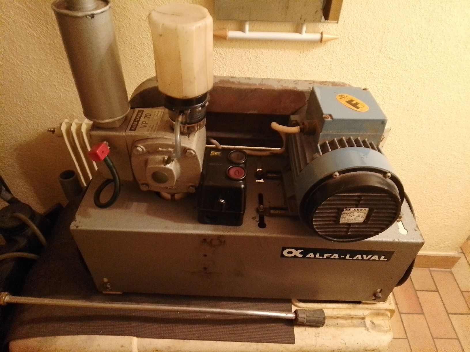 Delaval Tutte le macchine: Melkmaschine De Laval – Usato da Erlenbach i. S. venduto da Gaesch0