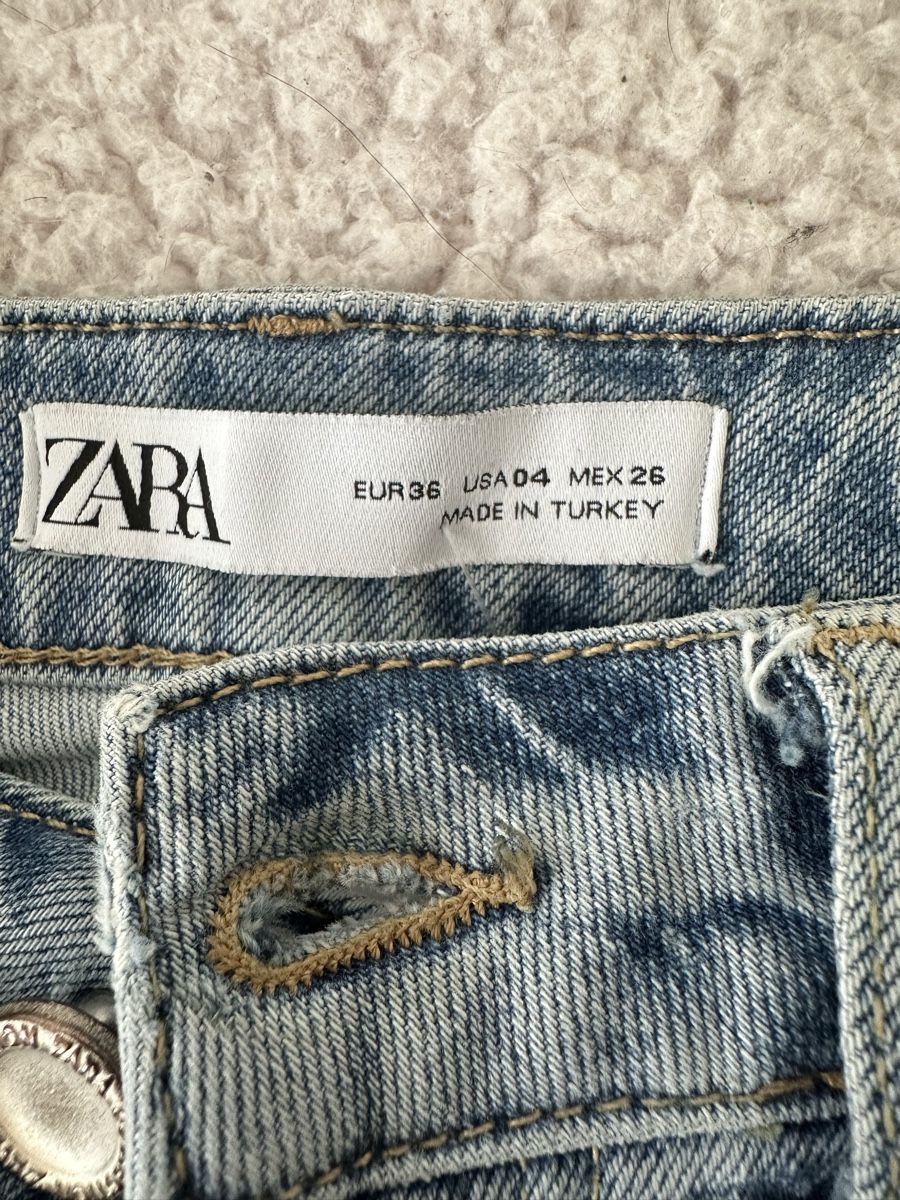 Zara Jeans: Zara straight cropped jeans – Nuovo (secondo la descrizione) da Dietikon venduto da vickydrum 2