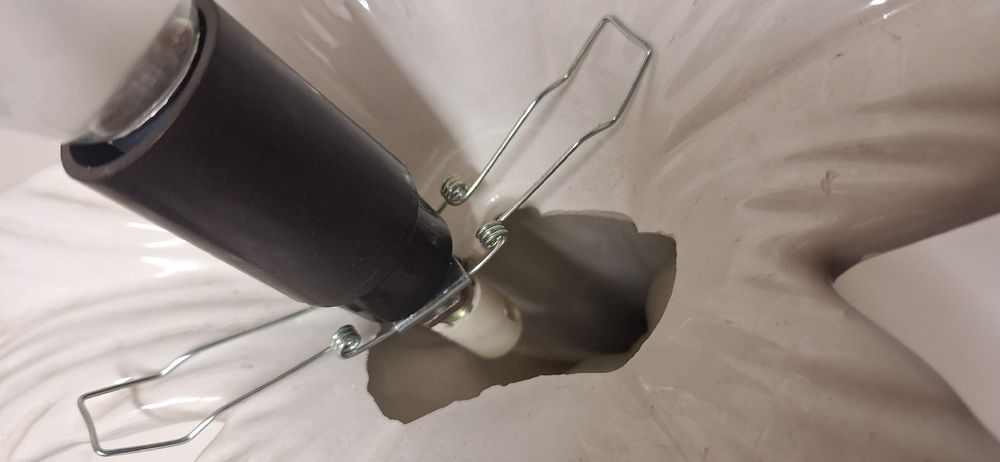 Lampade: Vintage Blumelampe aus Keramik, weiss – Usato da Brugg AG venduto da bacbac5757 2