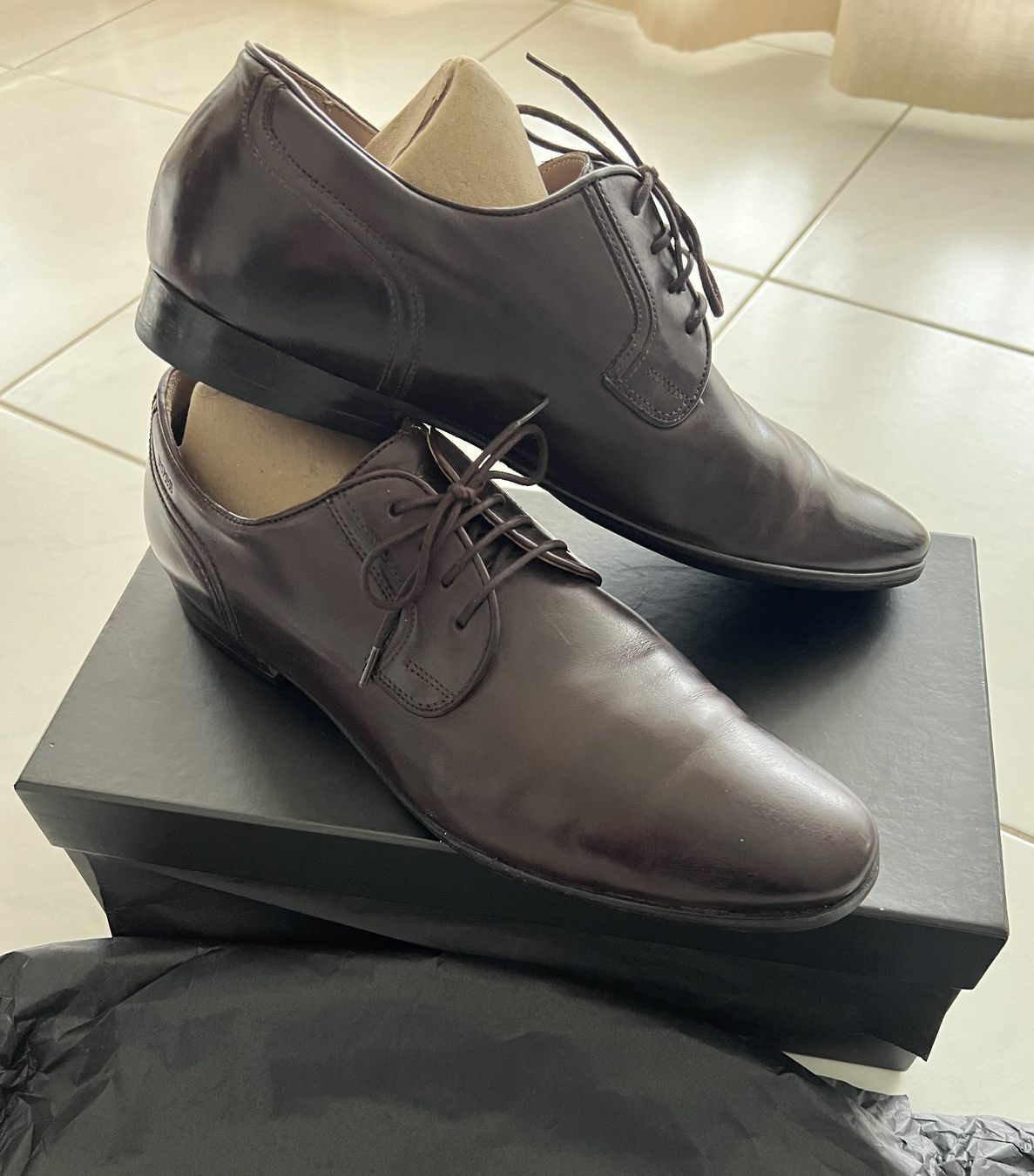 Hugo Boss Herrenschuhe: Schuhe Hugo Boss Gr. 9.5 /EU 44 – Gebraucht aus Bassersdorf von pesti29 7