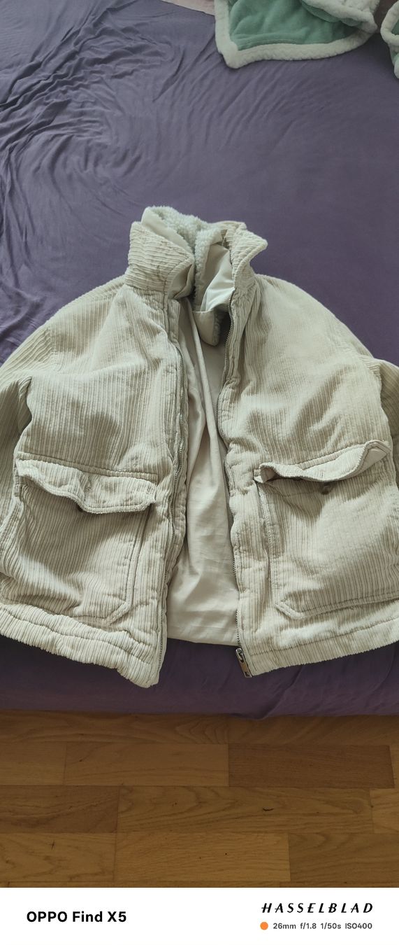 H&M Giacche: Baige Übergangsjacke mit fell Kragen – Usato da Unterentfelden venduto da igs_nj72