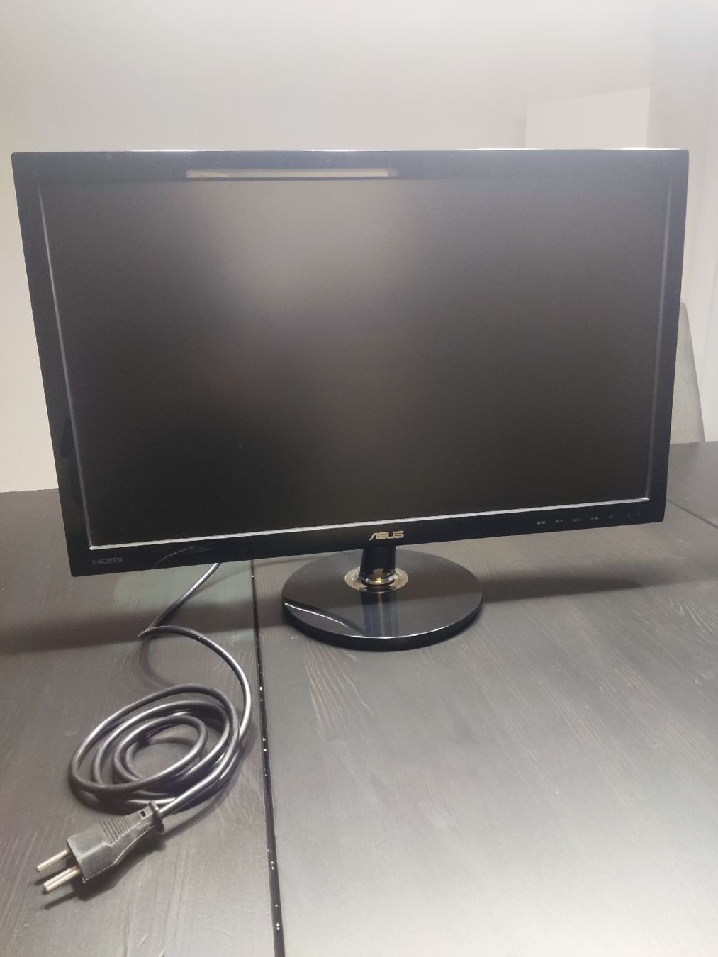 Asus Monitor: Asus 23 Zoll/60cm Diagonale – Usato da Untersiggenthal venduto da Warti1