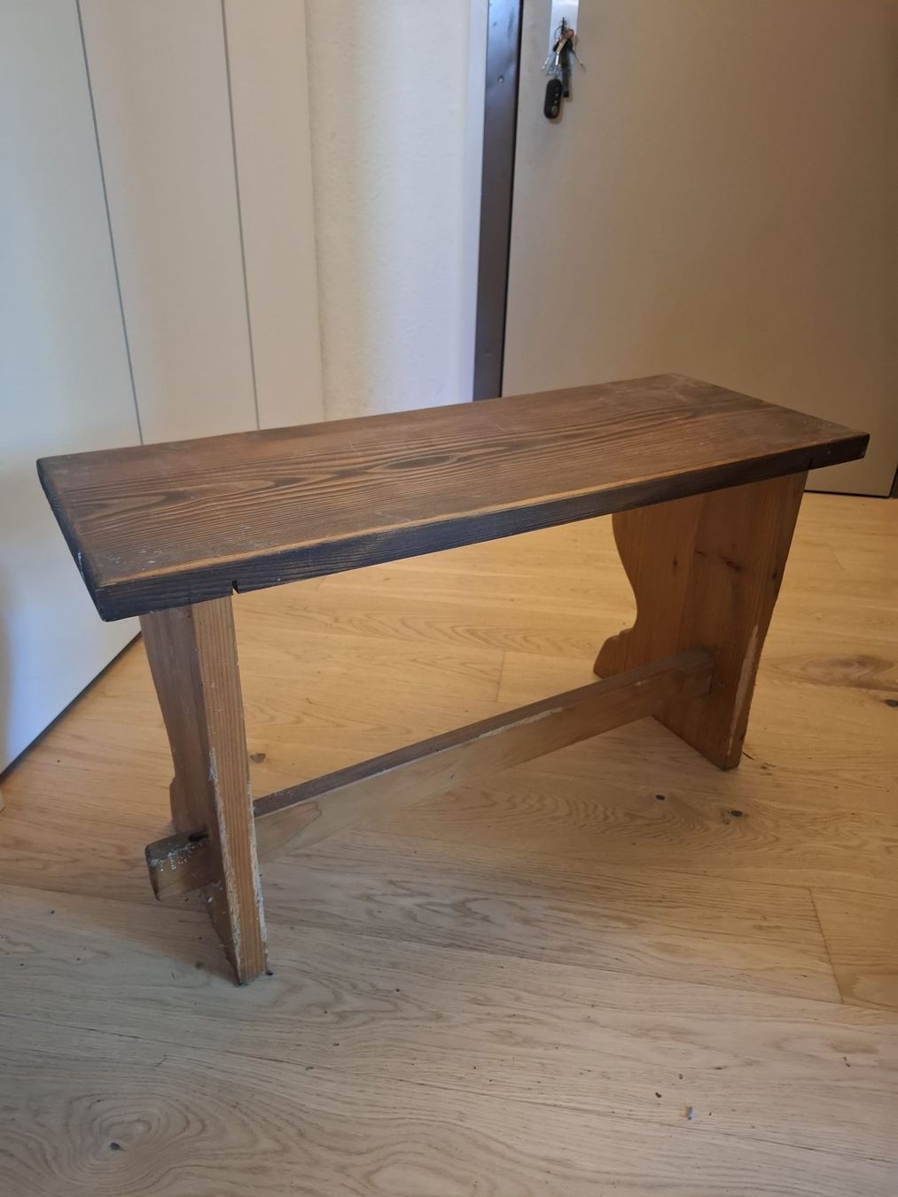 Sgabelli: kleines Holzbänkli Hocker – Usato da Oberengstringen venduto da Pepper6 1