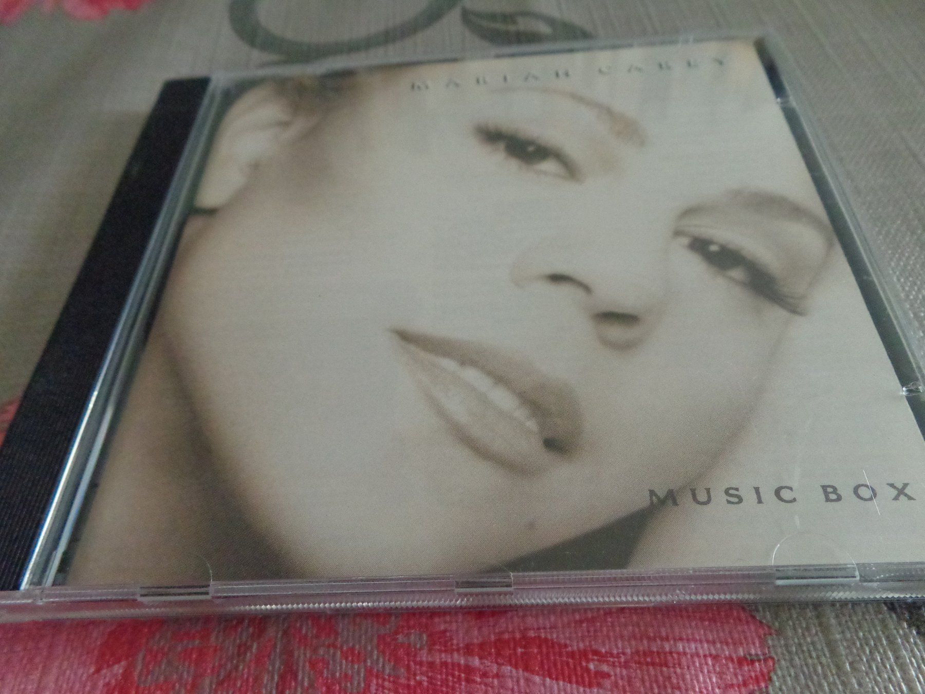 CD: Mariah Carey - Music Box CD – Usato da Olten venduto da Disc-Ausverkauf
