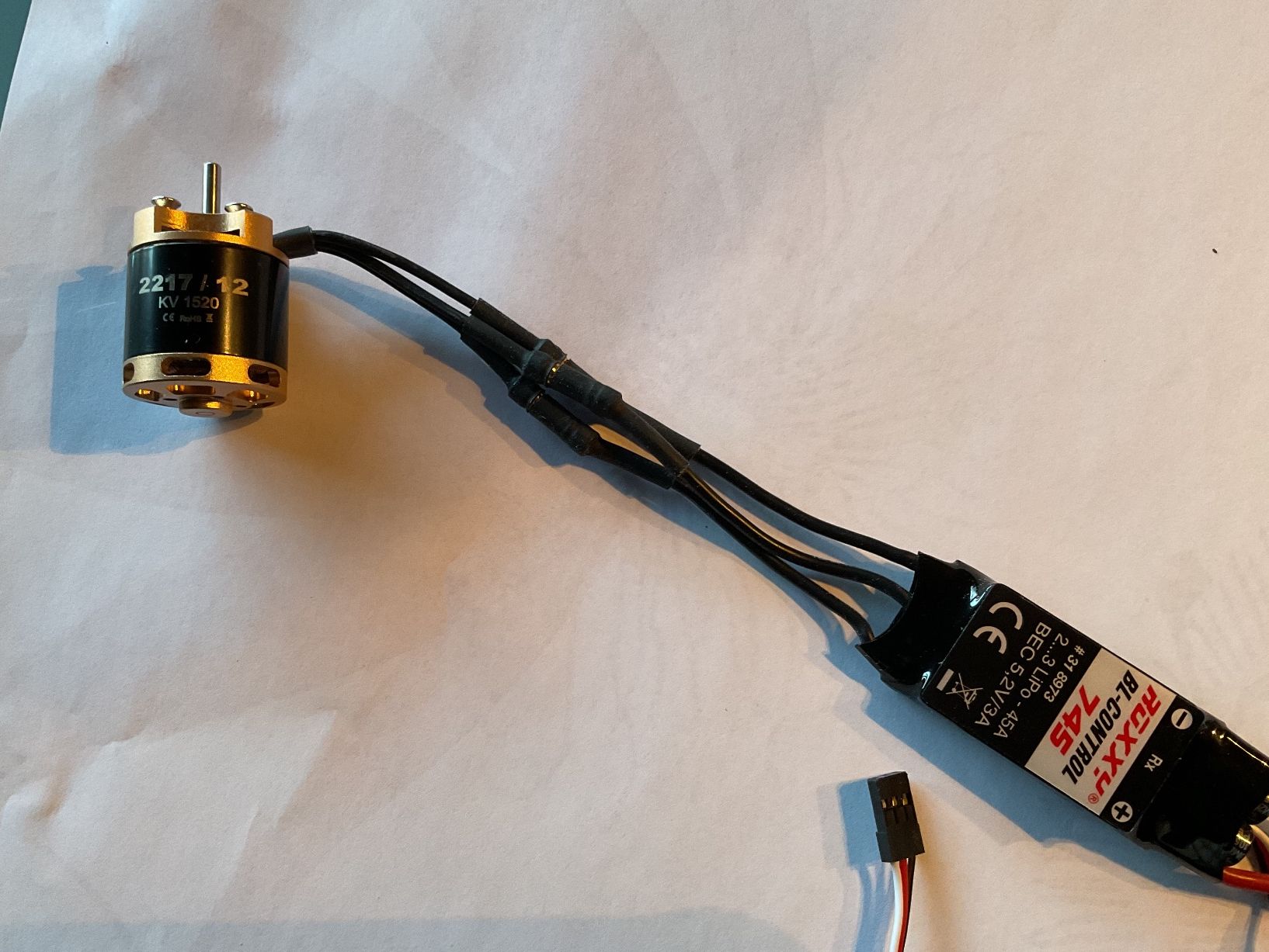 Motoren: Extron Brushless RC Motor mit Roxxy BL Control Regler – Gebraucht aus Thalwil von Mustang.California 2