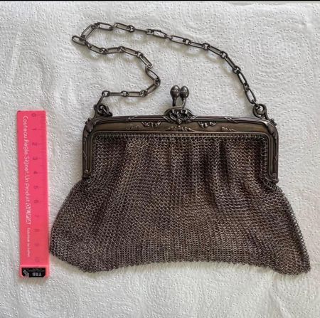 Sac à main, bibelot vintage en cotte de mailles argent 170gr