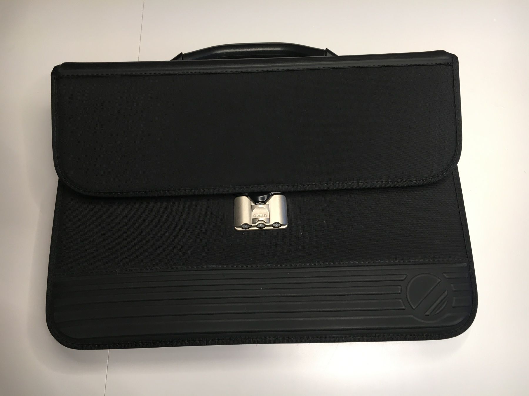 Delsey Valigie & Borse: Aktentasche Delsey schwarz – Usato da Attikon venduto da Yvi62