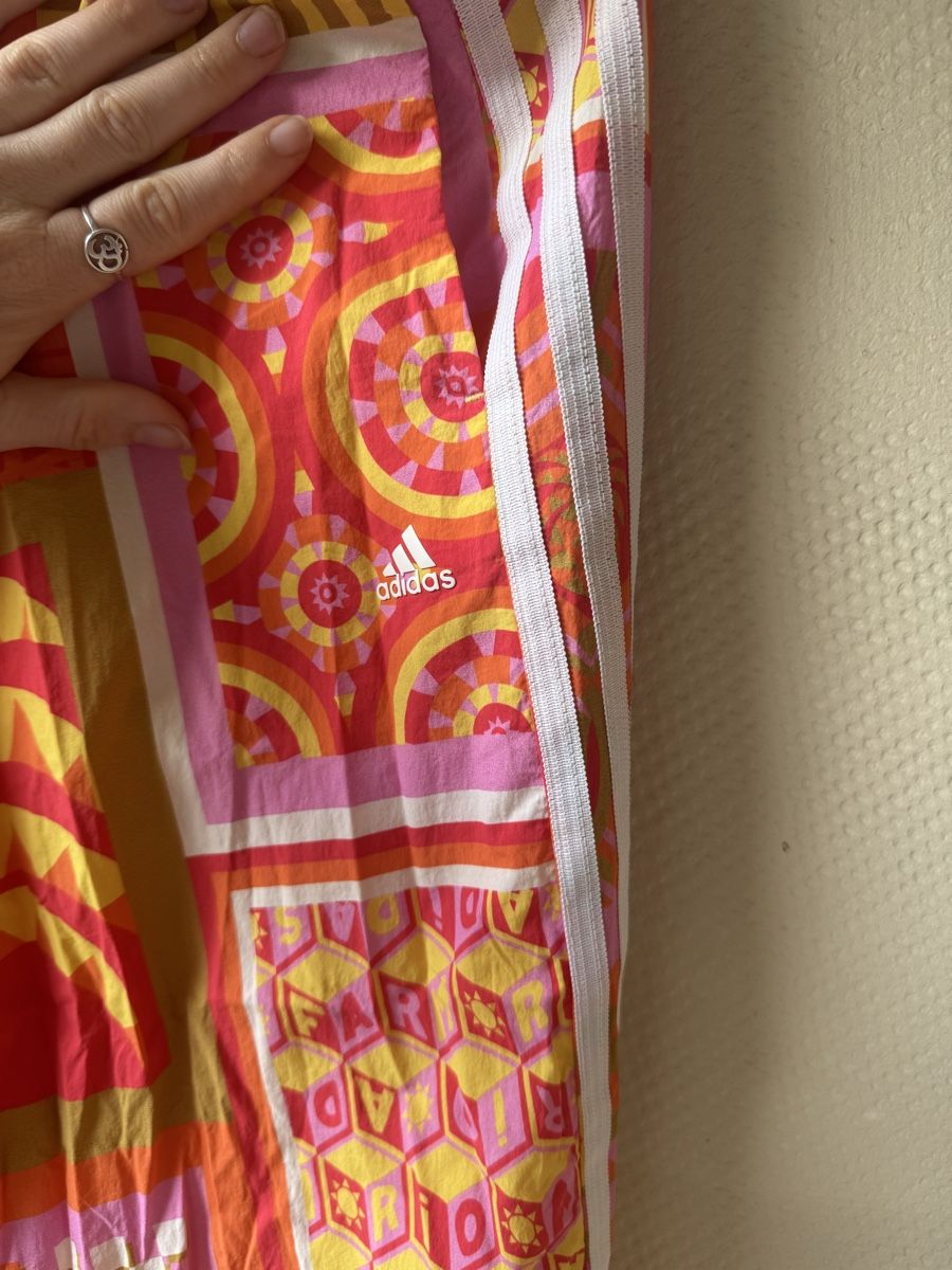 Adidas Lotti di vestiti: ADIDAS x FARM RIO Sommer Set – Nuovo (secondo la descrizione) da Zürich venduto da lad_lv9c 5