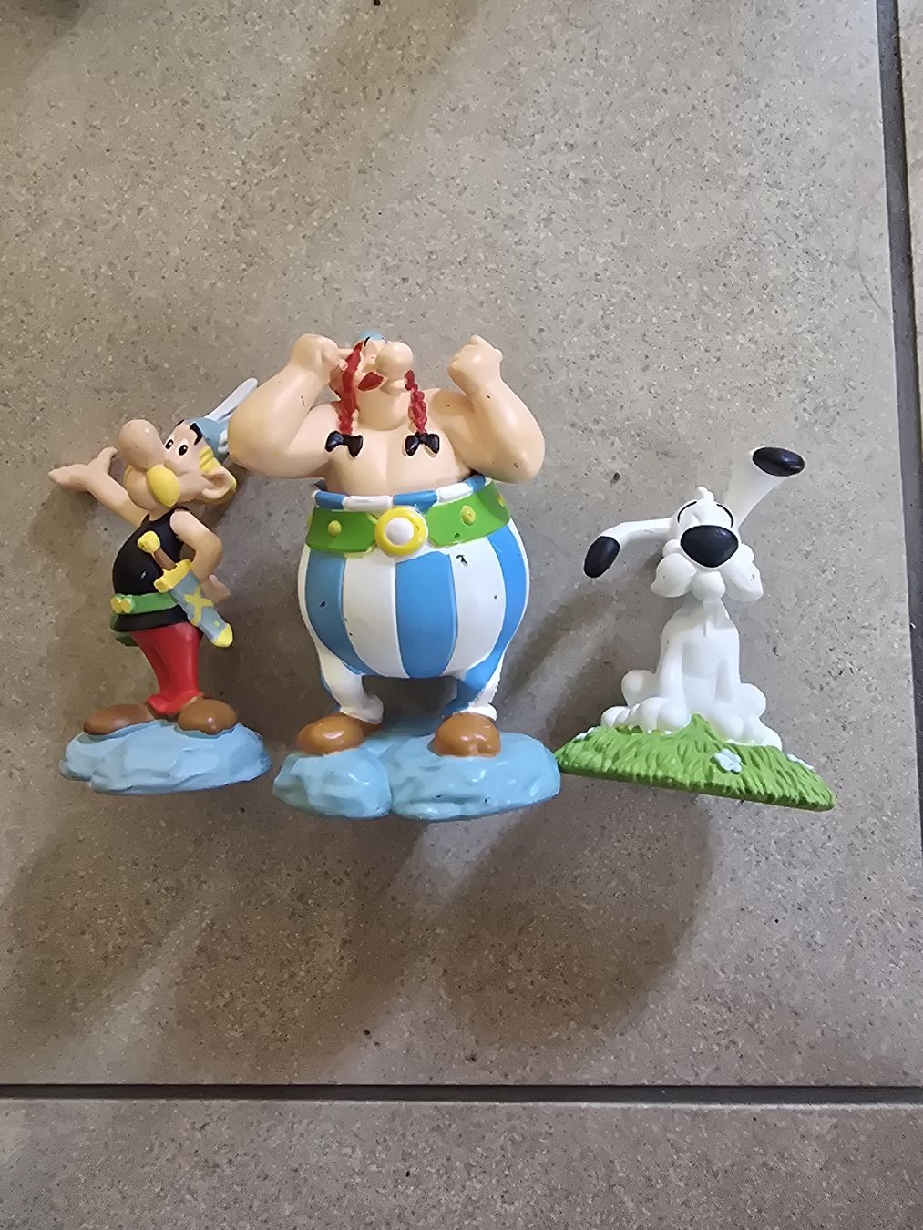 Tonies Statuette: Asterix Obelix Idefix Figuren Set gebraucht – Usato da Dietlikon venduto da kke_kb7b