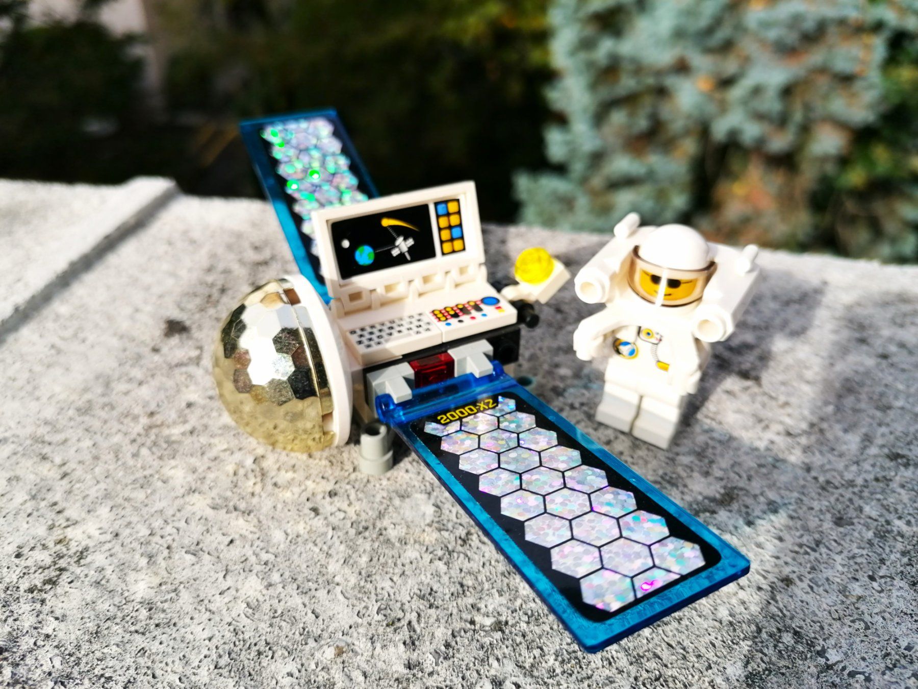 Lego Kit di costruzioni: LEGO City #  Satelit mit Astronaut – Nuovo (secondo la descrizione) da LAUSANNE venduto da Ch0937 2
