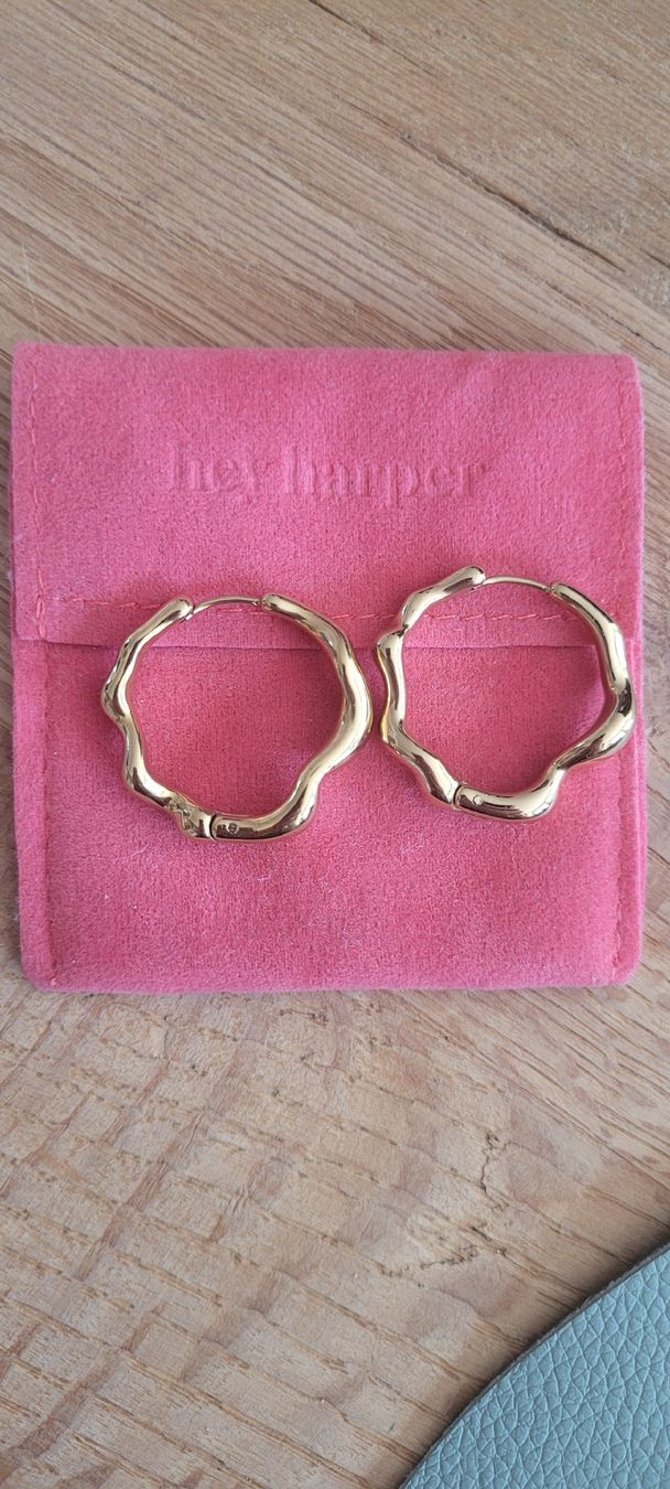 Orecchini pendenti & Orecchini a lobo: Hey Harper Dazzling Earrings – Usato da Lyss venduto da mel_9glm