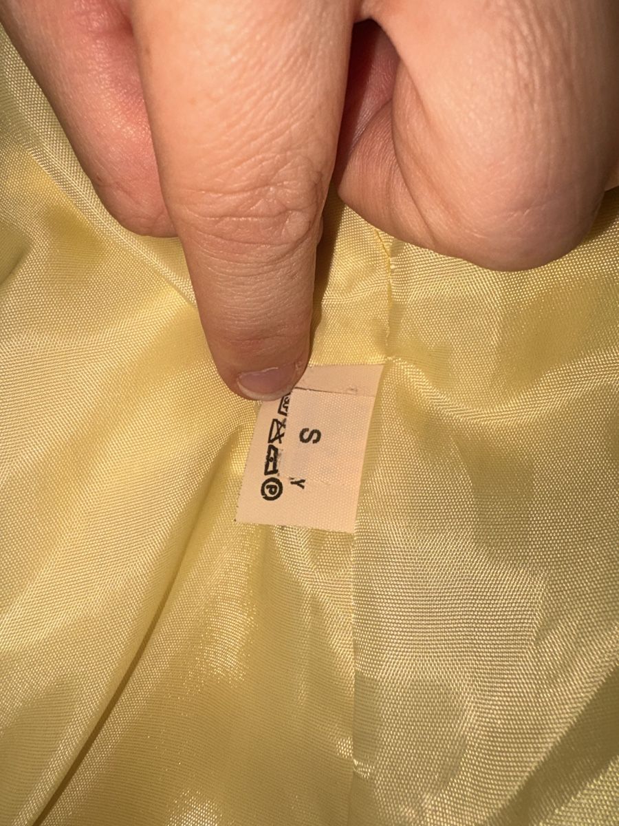 Manteaux: Cappotto donna giallo – D'occasion à S. Antonino par FedeKikka88 4