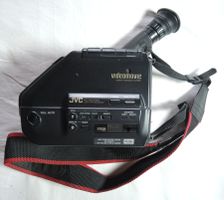 Camcorder JVC GR-AX7 Videomovie gebraucht mit Zubehör