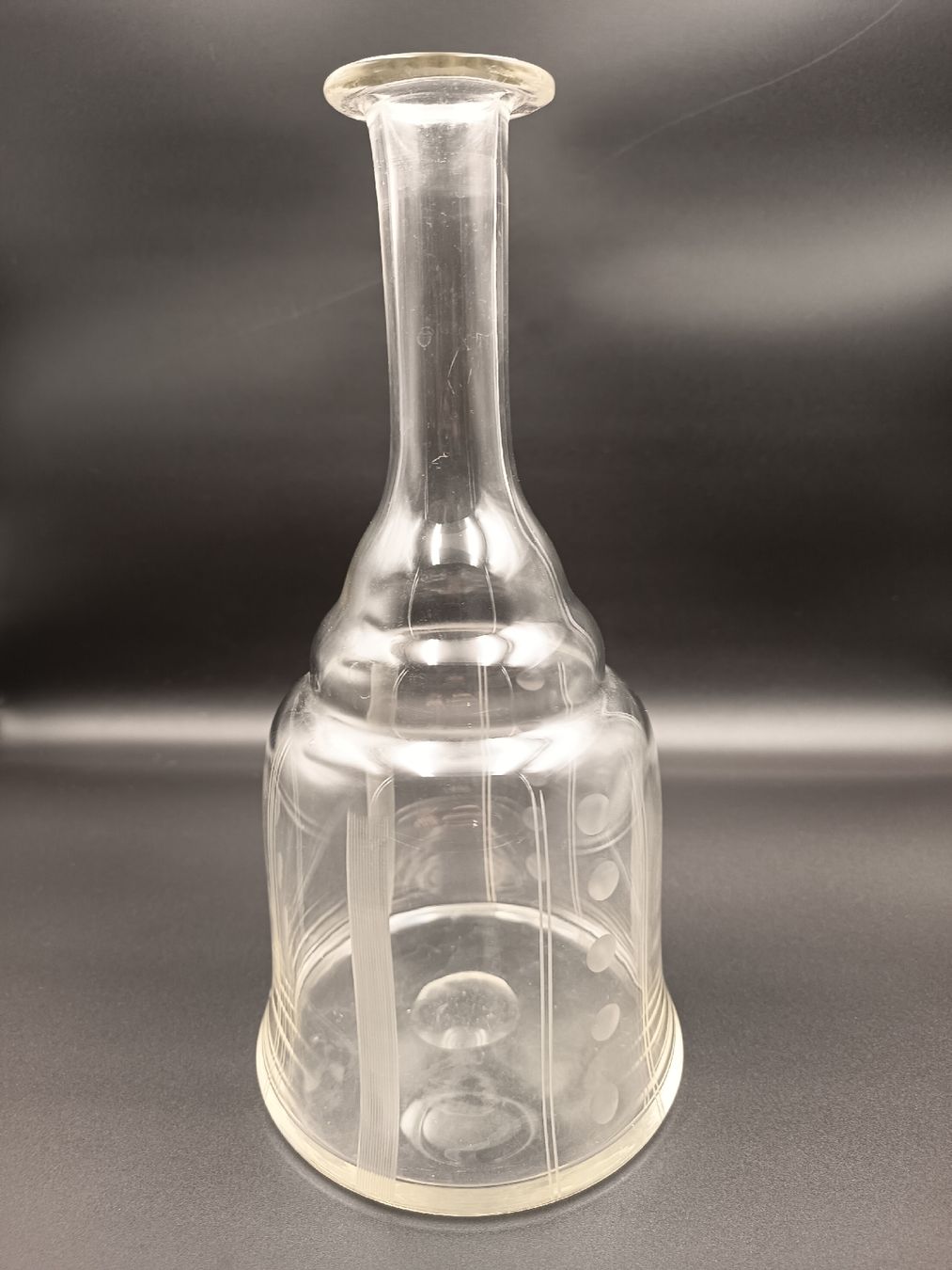 Caraffe: Glaskaraffe mit Schliffmuster Zustand gebraucht  – Usato da Wangen b. Olten venduto da crea_look