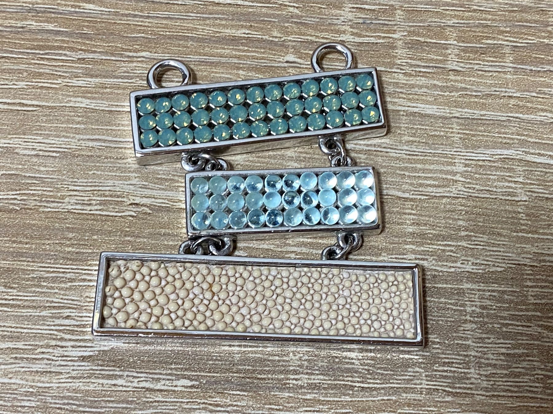 Swarovski Anhänger: Anhänger Swarovski – Gebraucht aus Bösingen von Trigusik