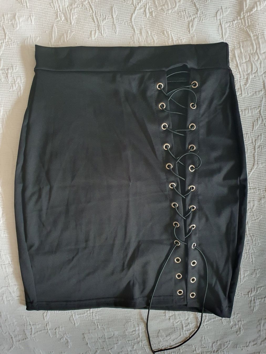 Gonne: Geschnürter Gothic-rock Gr S – Usato da Münsingen venduto da BlackTears-3