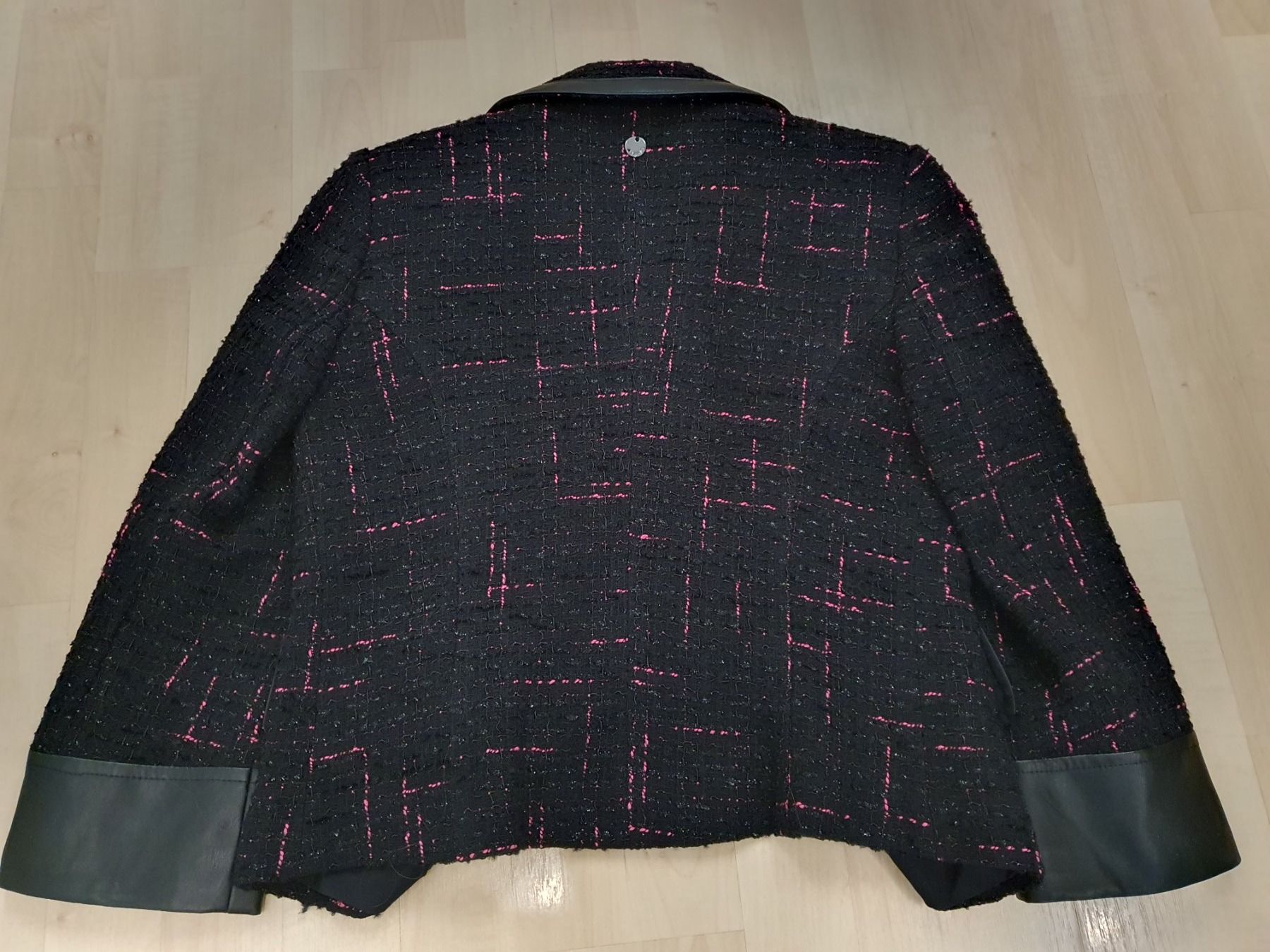 Liu Jo Jacken: Neuer Blazer von Liu Jo Milano – Neu (gemäss Beschreibung) aus Wettingen von __Dom__ 6