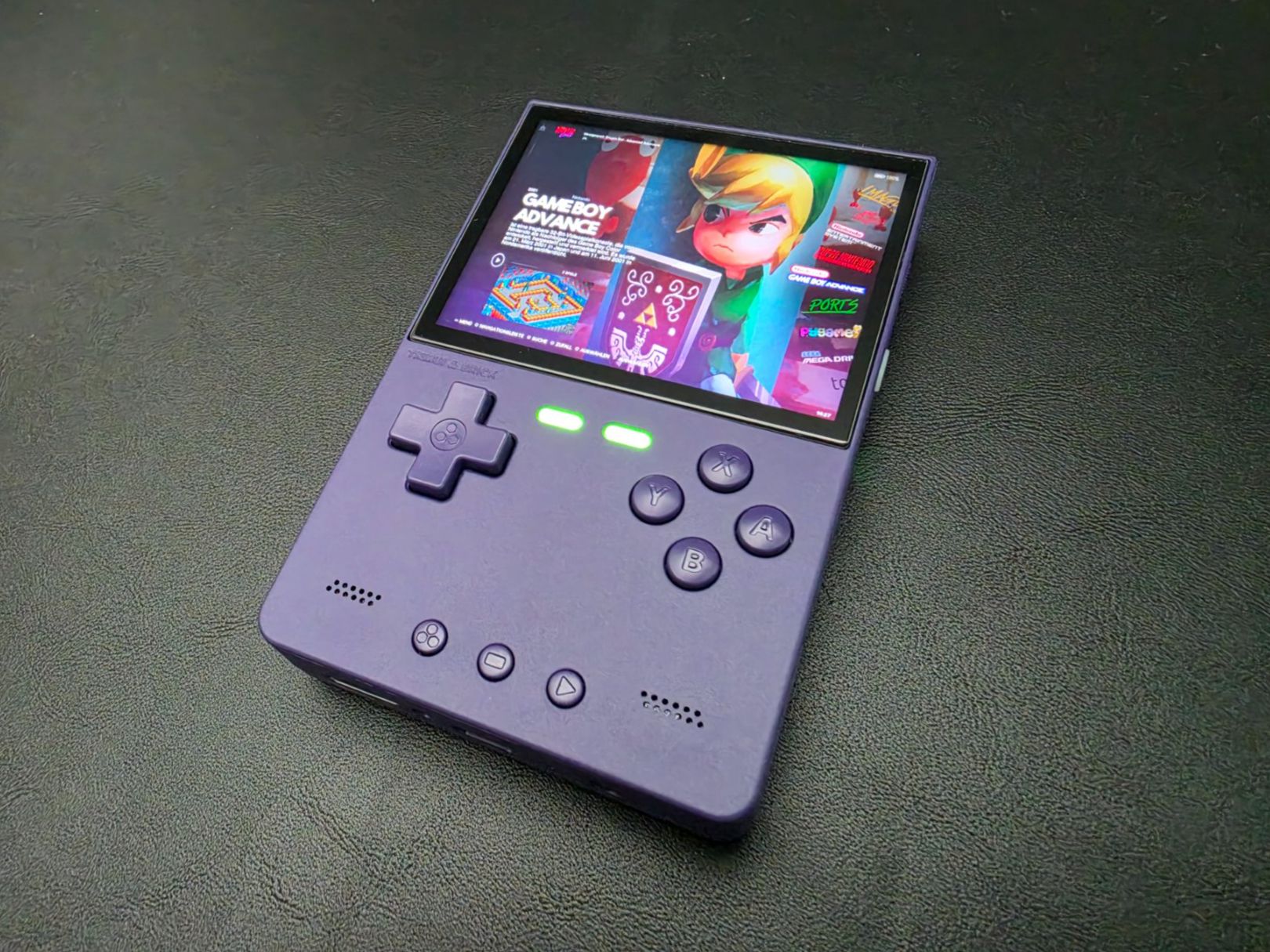 Konsolen: Trimui Brick Retro Handheld Lila – Neu (gemäss Beschreibung) aus Unterkulm von mali.kes