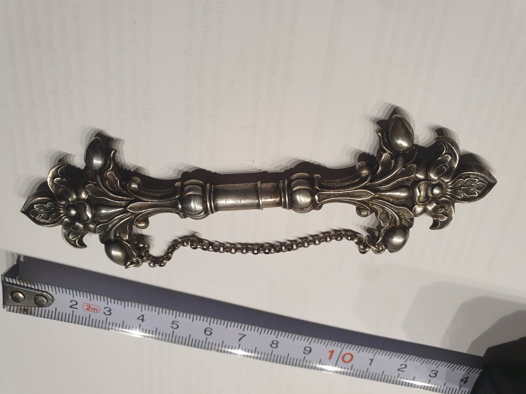Tutti gli attrezzi: Biedermeier Nadeldose Chatelaine Werkzeug Antik Silber – Usato da Russikon venduto da dav_fqm6 2