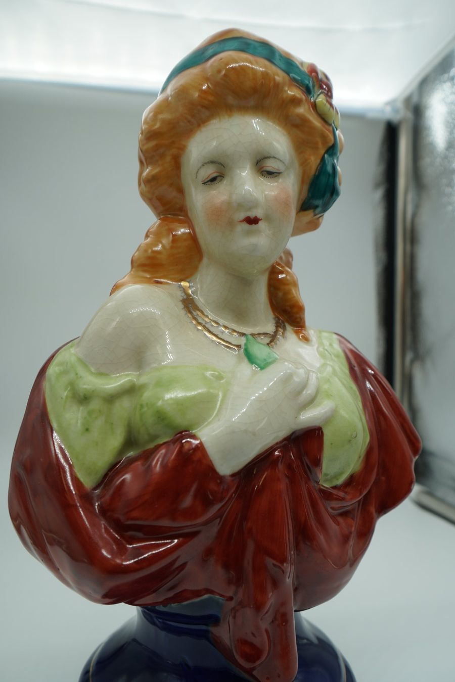 Figurines: Vintage Keramik-Büste einer eleganten Dame – D'occasion à Volketswil par brockipfannenstil 1