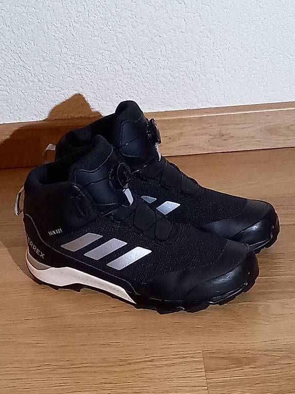 Scarpe da uomo: Terrex mid. von adidas – Usato da Koppigen venduto da bpr_t86r