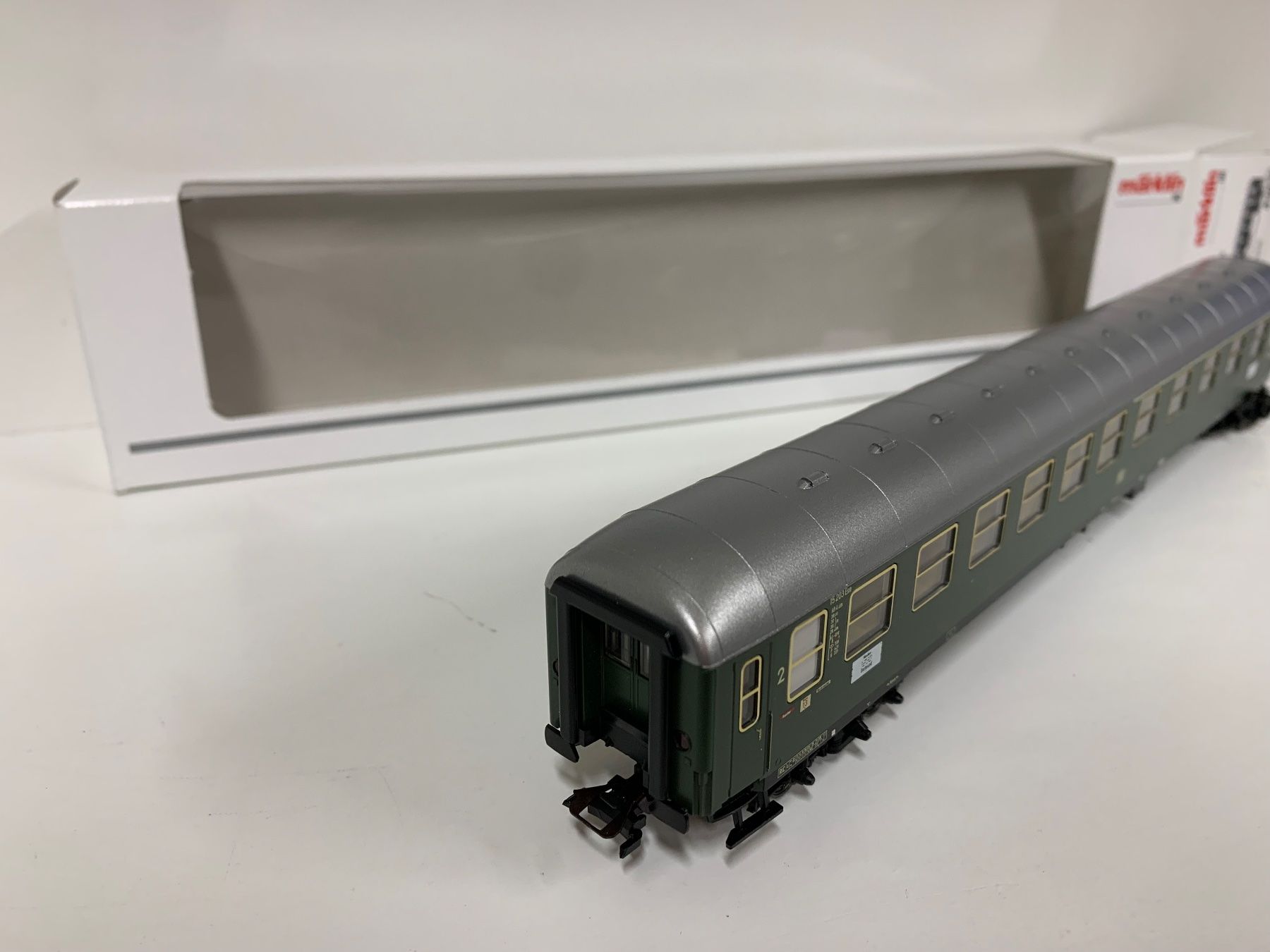 Märklin Modellini di ferrovie: Märklin Schnellzugwagen DB 43930 – Usato da Geroldswil venduto da TopTrain54 3