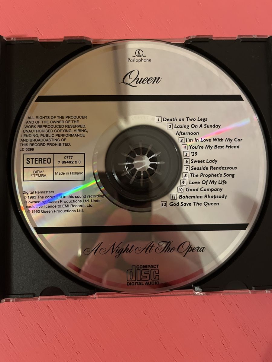 CDs: Queen - A Night At The Opera – Gebraucht aus Lützelflüh-Goldbach von  3