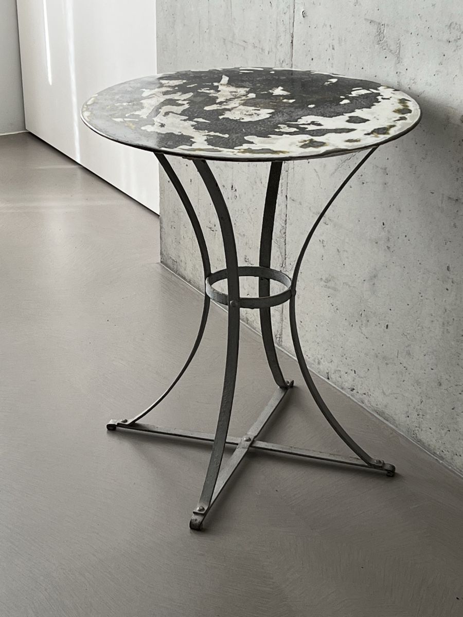 Tavoli: Art Deco Metalltisch – Usato da Wabern venduto da La-Vitrine 3