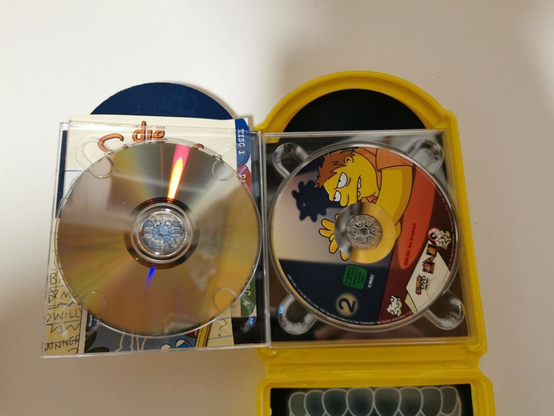 Alle DVDs: Die Simpsons - Die komplette Season Six – Gebraucht aus Lenzburg von eyworld 2