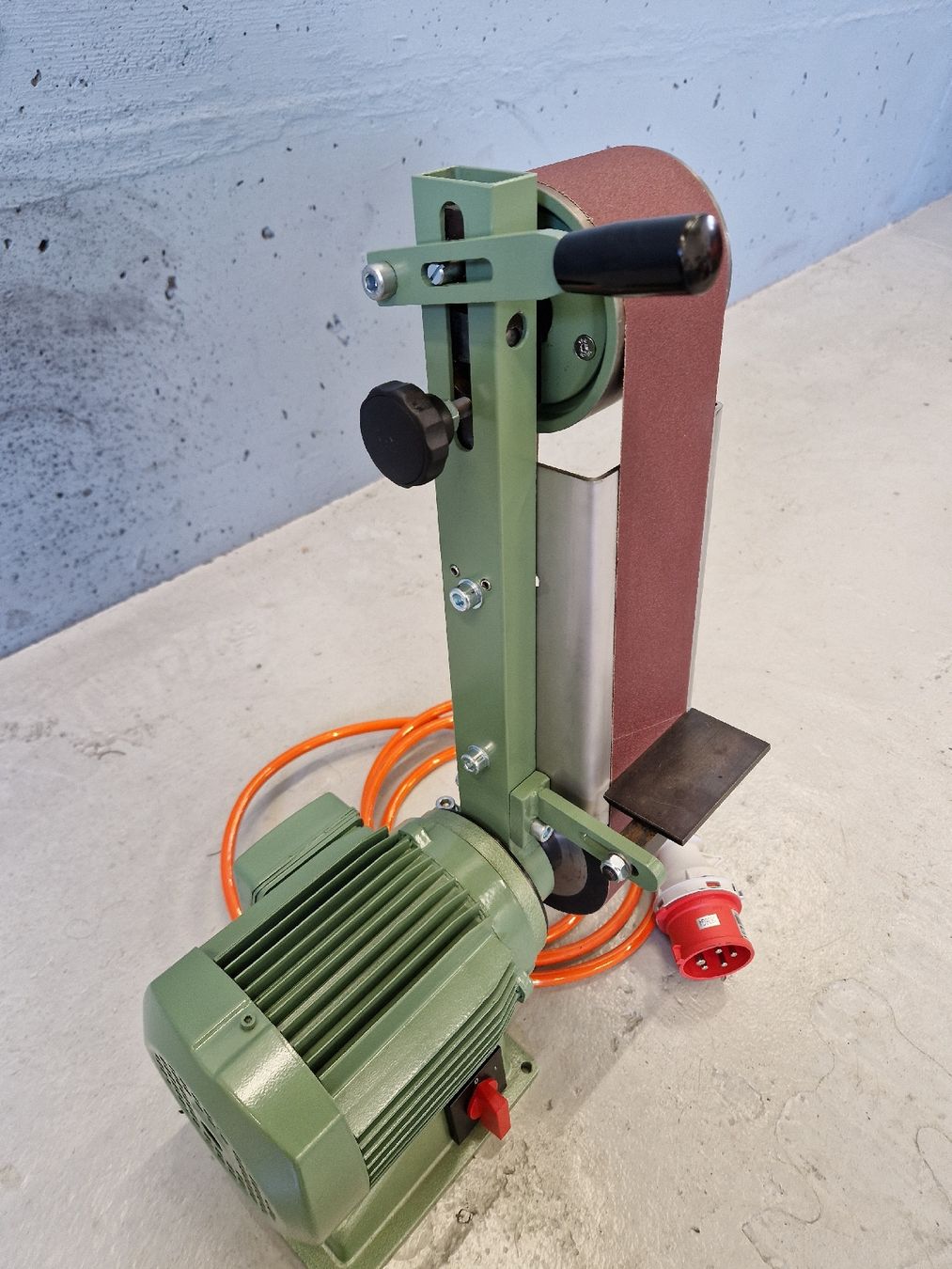 Apparecchi a nastro: Bandschleifmaschine – Usato da Humlikon venduto da Zindel97 3