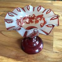 Antikes Glas Kelchform rot weiss