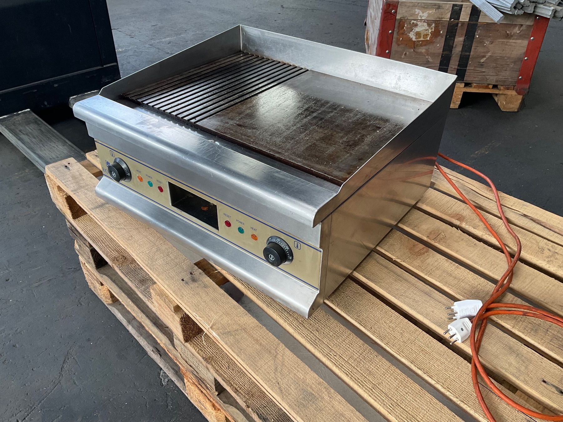 Grils: Gastrogrill elektrisch – D'occasion à Altnau par Seemoewe 1