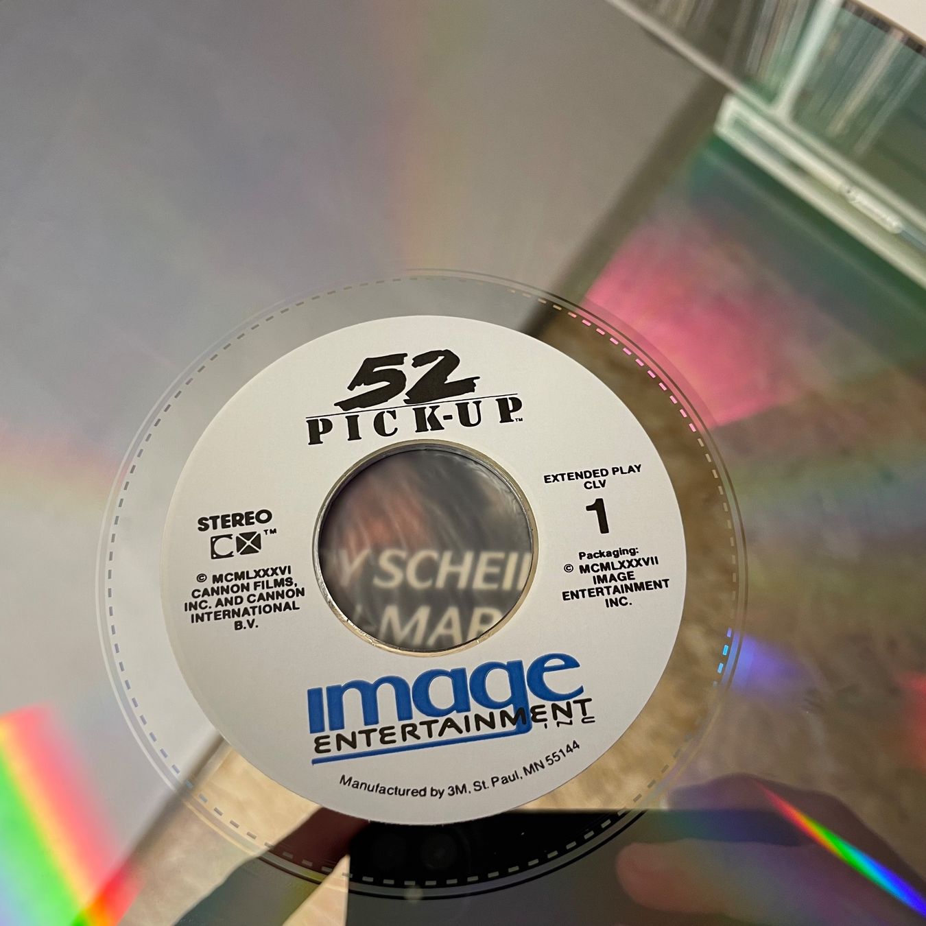 Tutti i DVDs: 52 Pick-Up - LASER DISC - Englisch Orig. – Usato da Stans venduto da Brode 2