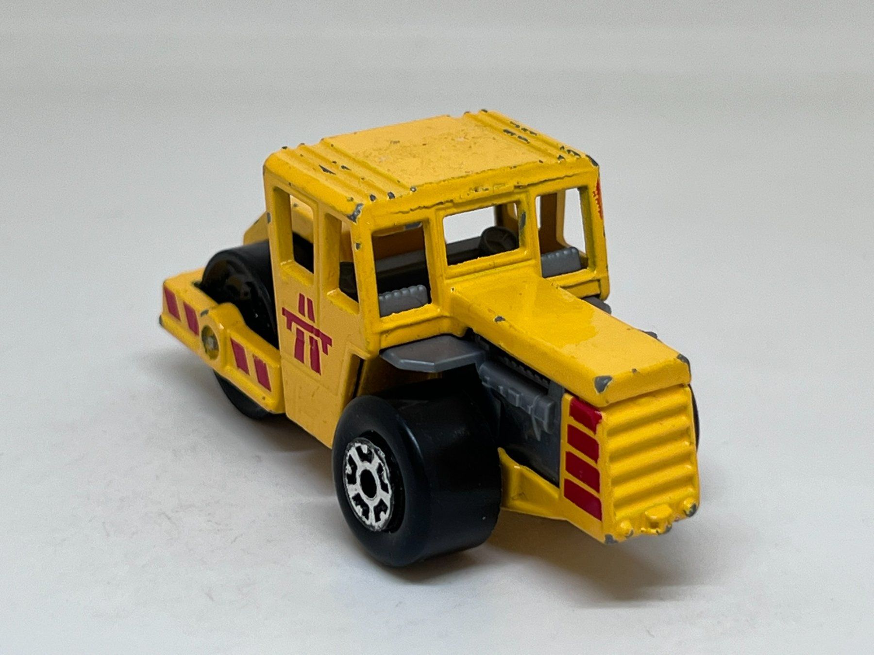 Matchbox Modellini d'auto: Matchbox Road Roller #464 – Usato da Wildegg venduto da LaaBoutique 2