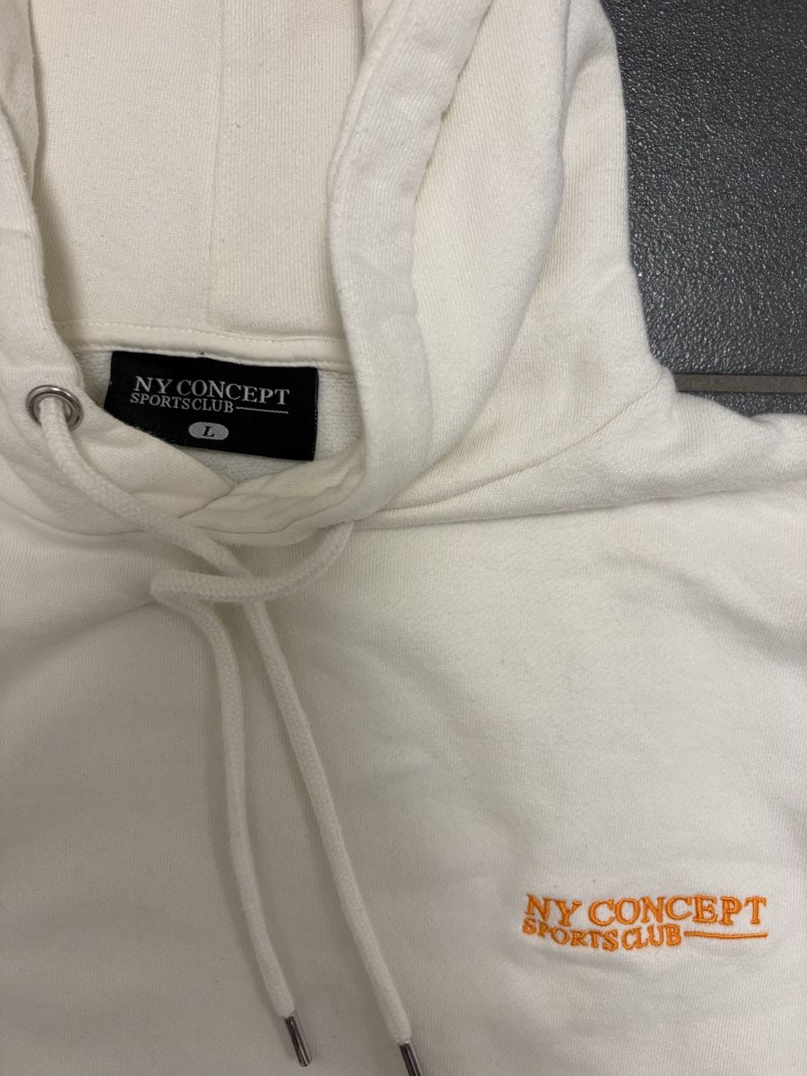 Pullover & Sweatshirts: NY Concept Sports Club Pullover L – Gebraucht aus Rümlang von svent 4