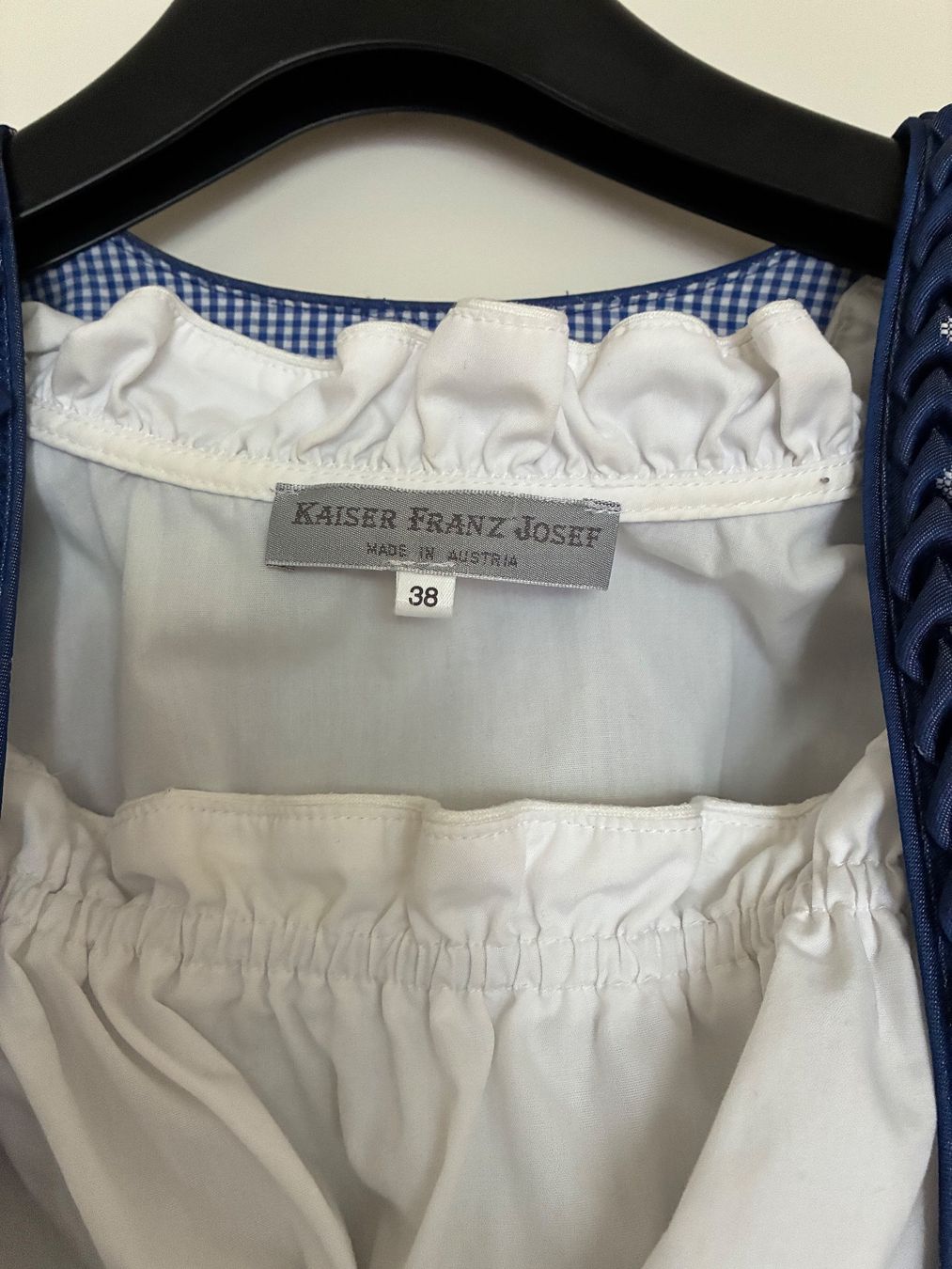 Vestiti: Dirndl blau weiss Grösse 40 – Usato da Horgen venduto da maydo 2