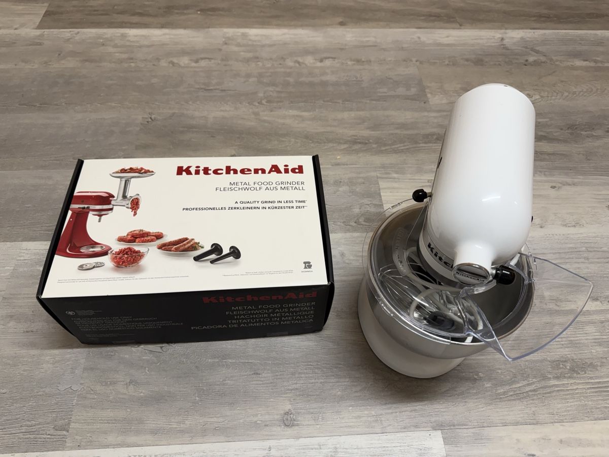 Kitchenaid Elettrodomestici da cucina: Kitchenaid Classic in Weiss inkl. Fleischwolf – Usato da Rümlang venduto da Feflo