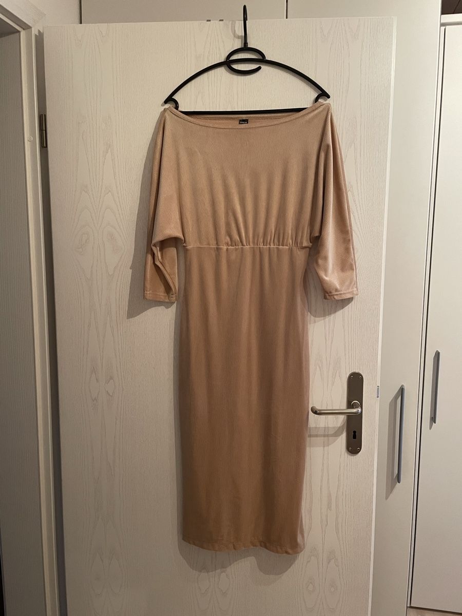 Vestiti: Samtkleid – Usato da Rheineck venduto da Princessaitaliana