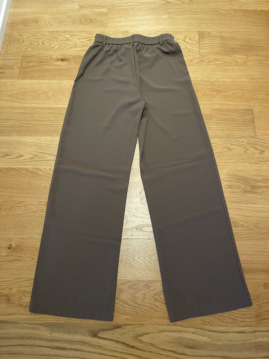 Shein Pantaloni: Weite Hosen Braun, Grösse M Tall – Usato da Bremgarten AG venduto da arl_8nbf 4
