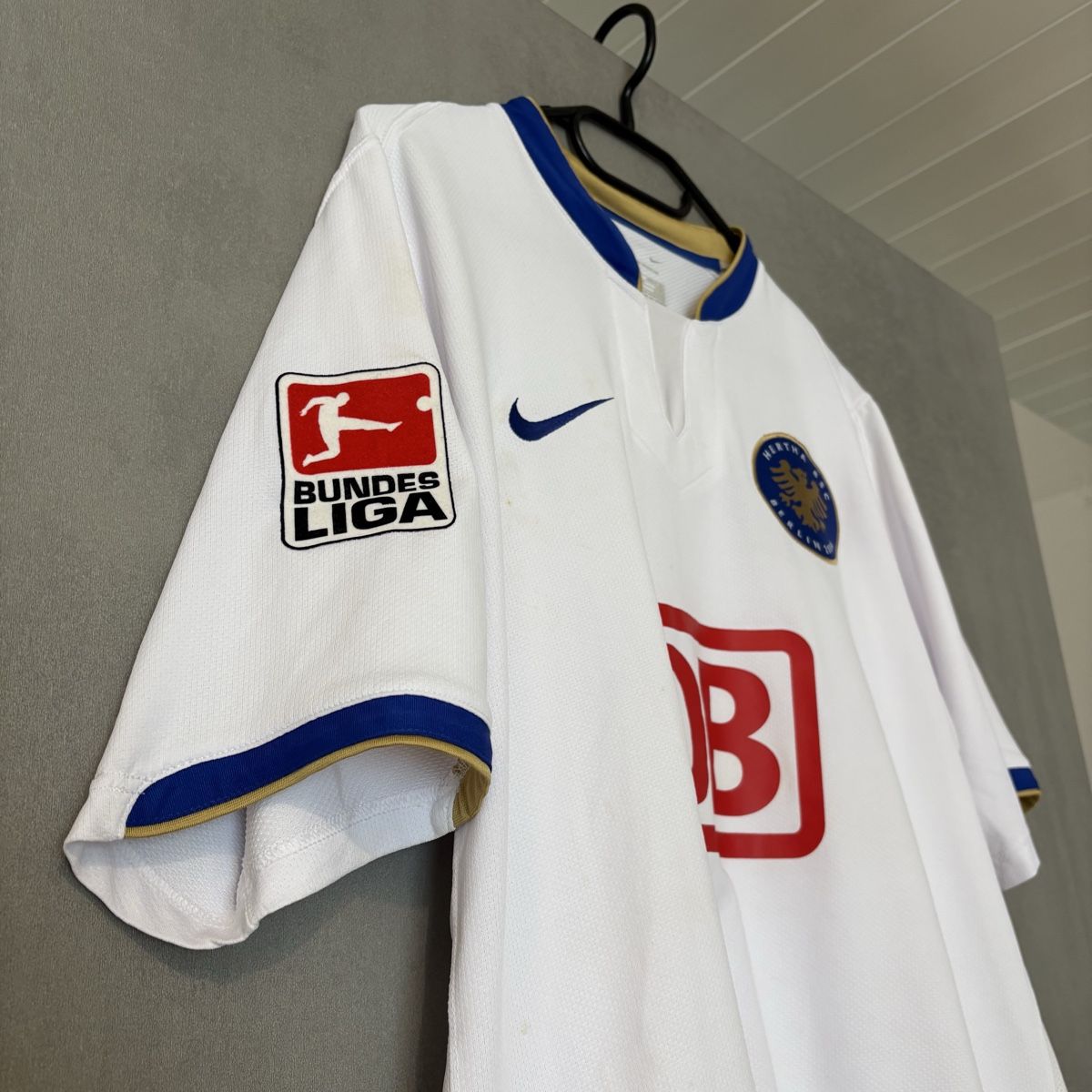 Nike Canottiere & Pantaloni: Hertha Bsc Trikot Nike Jubiläum 2006 – Usato da Winterthur venduto da LaBodega 2