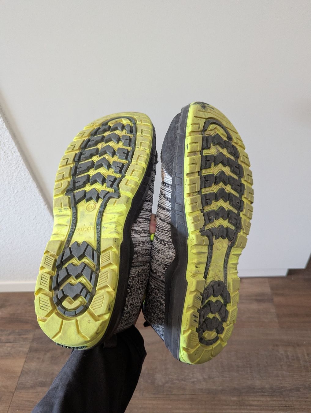 Scarpe da uomo: Sicherheitsschuhe (Gr. 40) – Nuovo (secondo la descrizione) da Luzern venduto da Superlari8 2