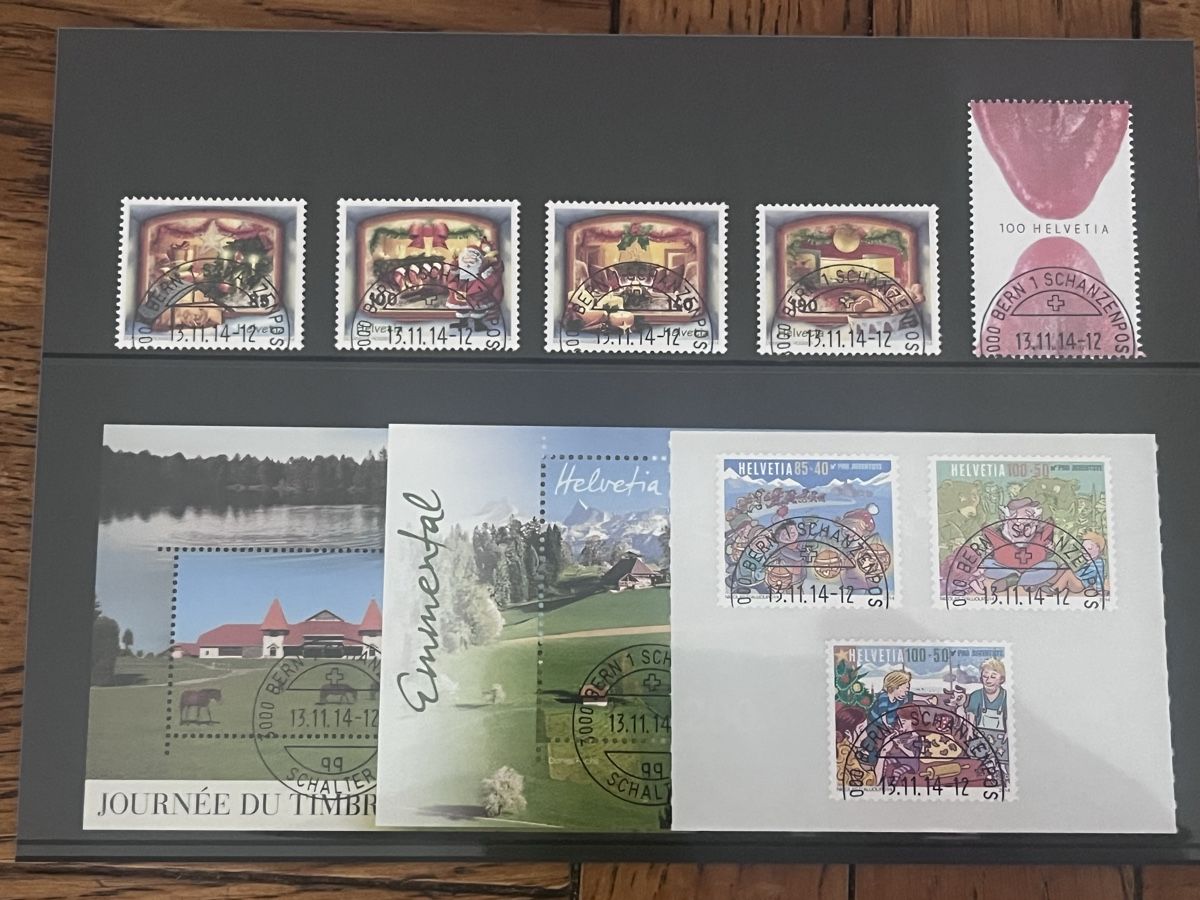 Tous les timbres: Série annuelle oblitérée 2014 4 émissions – Neuf avec emballage d'origine à BREMBLENS par Lafoudre 1