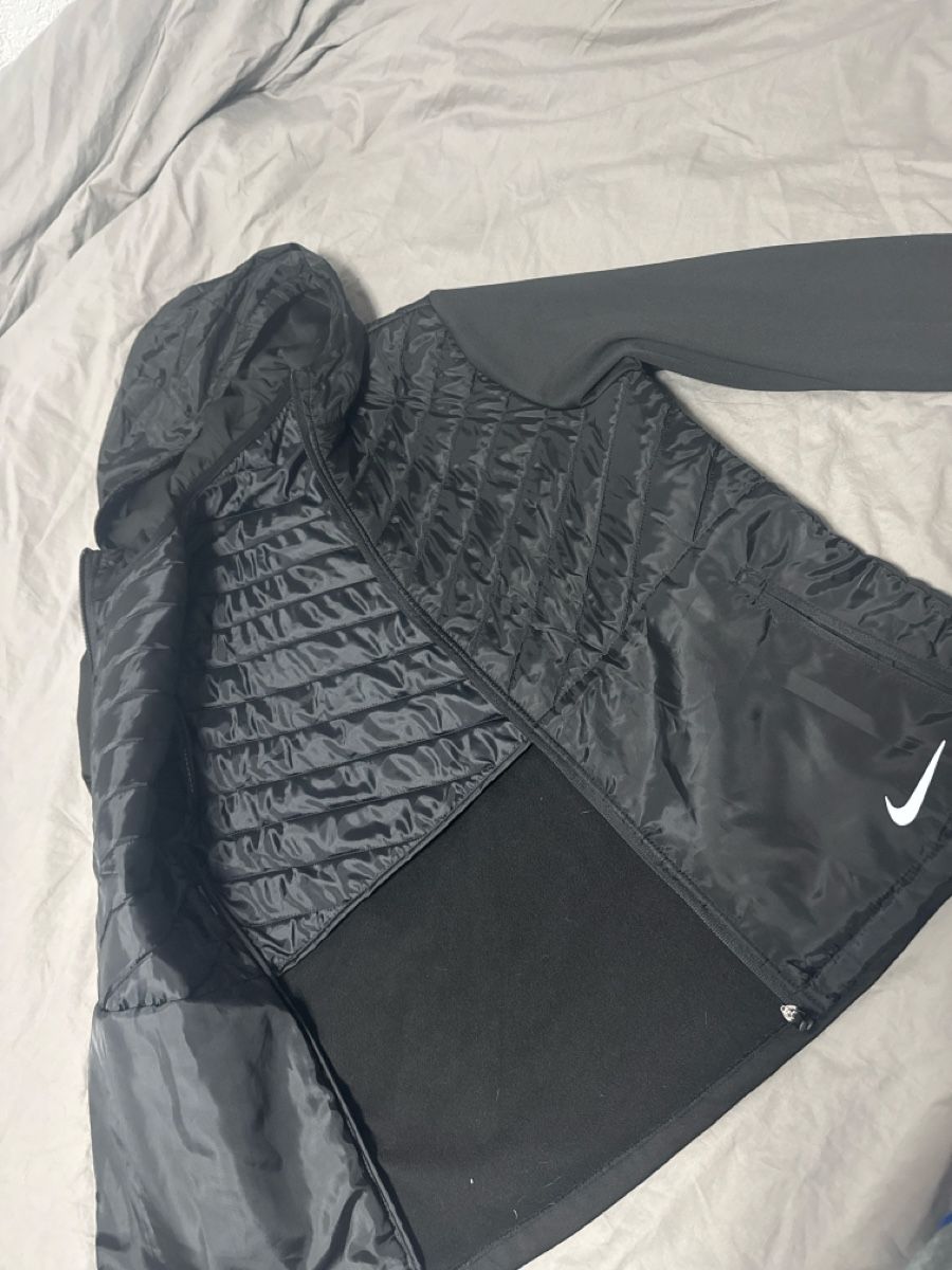Nike Vestes: Jacket Nike  – Neuf (Voir description) à Fribourg par bar_q2pw 1