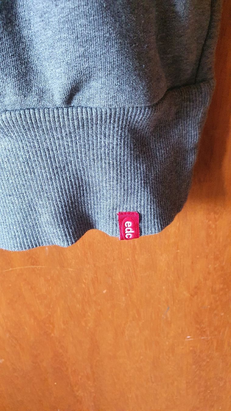 Maglioni & Felpe: langer Pulli von edc – Usato da Flawil venduto da minggeli83 1