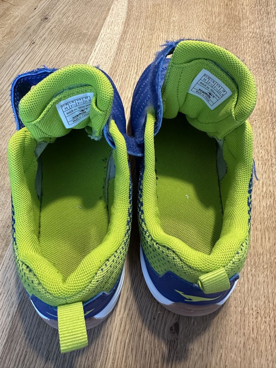 Scarpe per ragazzi: Hallenschuhe Grösse 35 – Usato da Watt venduto da cla_w8t7 3