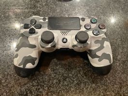 Original PS4 Controller Militär (defekt)