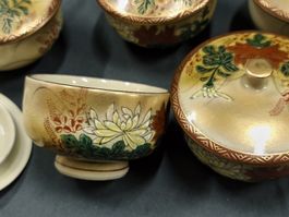 5x Japanese bowls with lids, Kutani