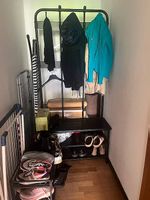 Vestiaire d'entrée métal noir 130 cm, banc et chaussures