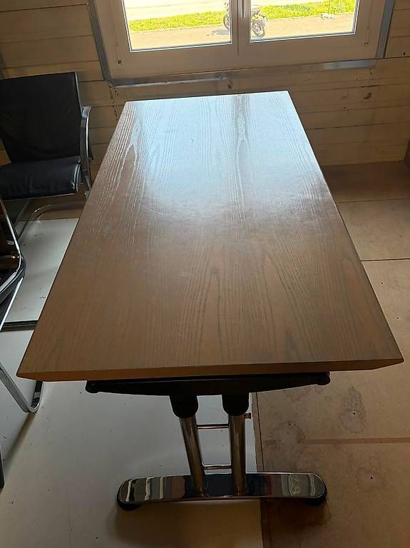 Scrivanie: Bürotisch  massiv – Usato da Landquart venduto da pet_l2dm 2