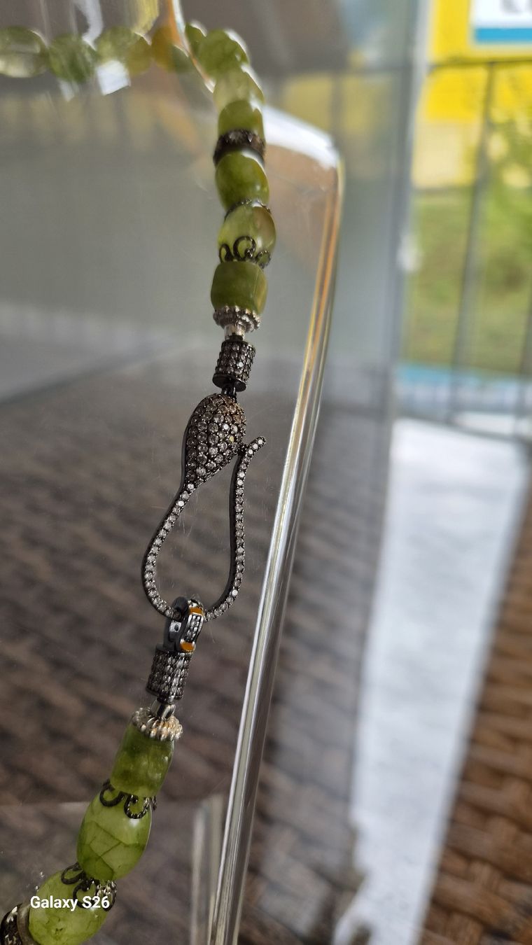 Colliers: Halskette. Choker. Peridot  – Neuf avec emballage d'origine à Oberglatt ZH par nat_c6k7 1